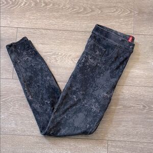Spanx By Sara Blakely Gray Marble High Rise Jean-Ish Leggings Size Medium